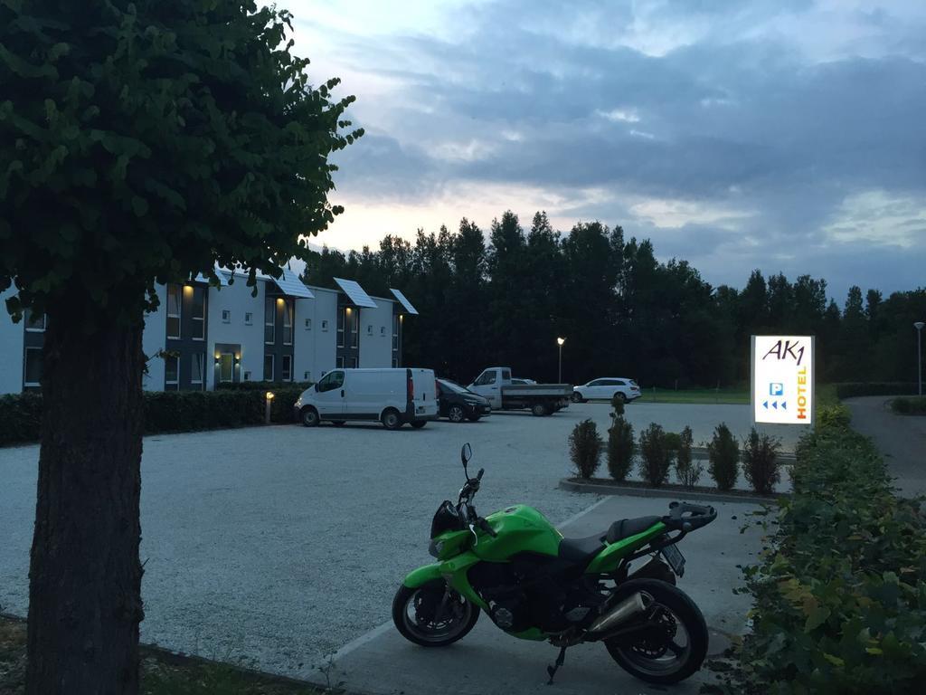 Ak 1 Hotel Ducherow Exteriör bild